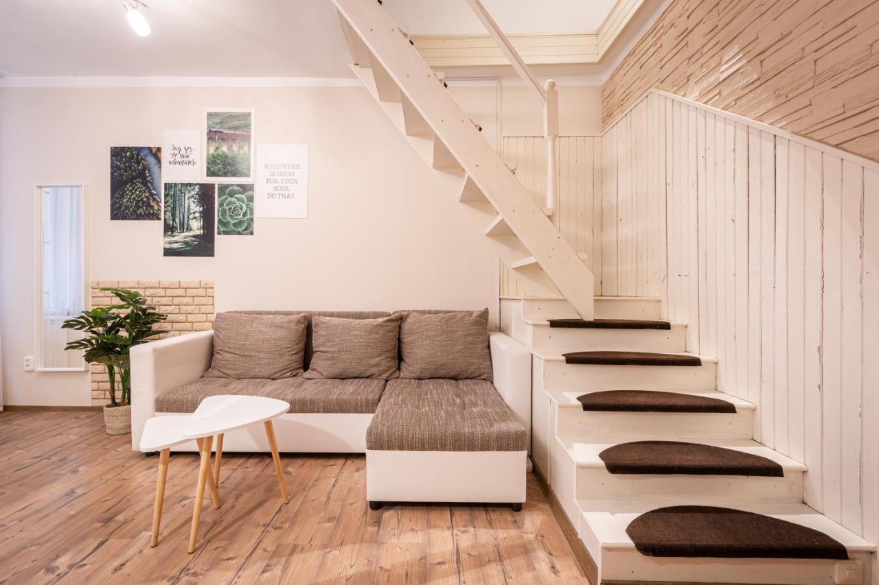 Zensen Nest Apartment Будапеща Екстериор снимка