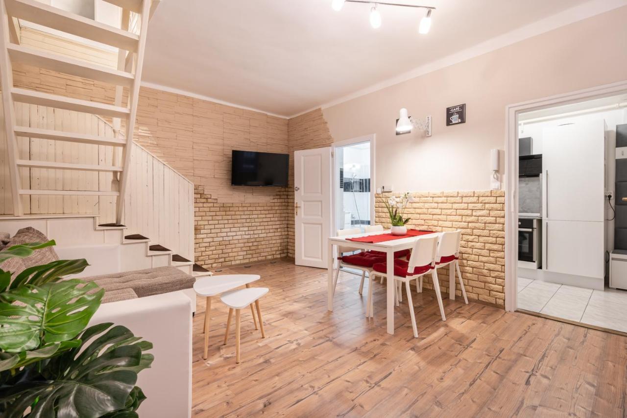 Zensen Nest Apartment Будапеща Екстериор снимка