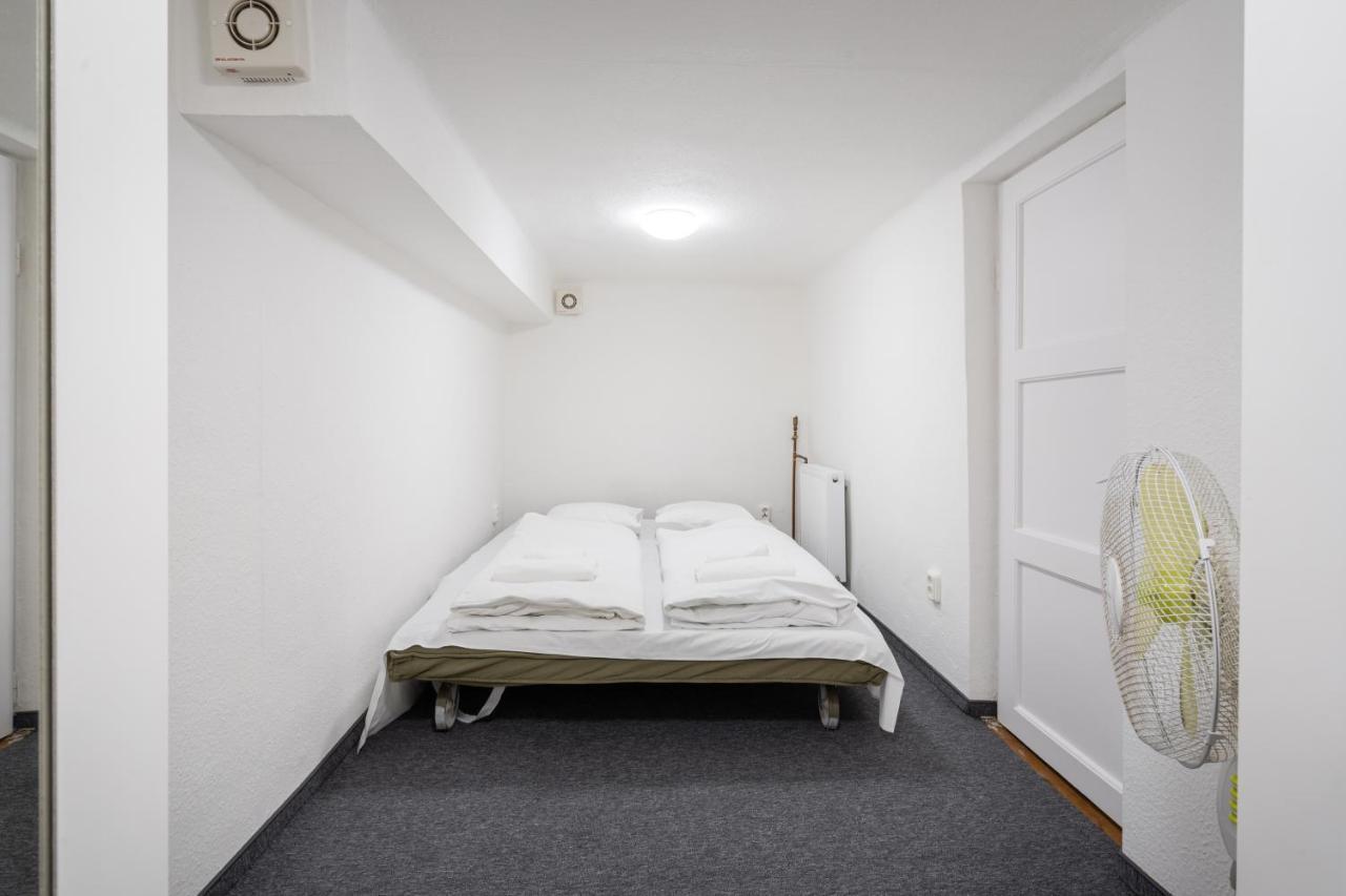 Zensen Nest Apartment Будапеща Екстериор снимка