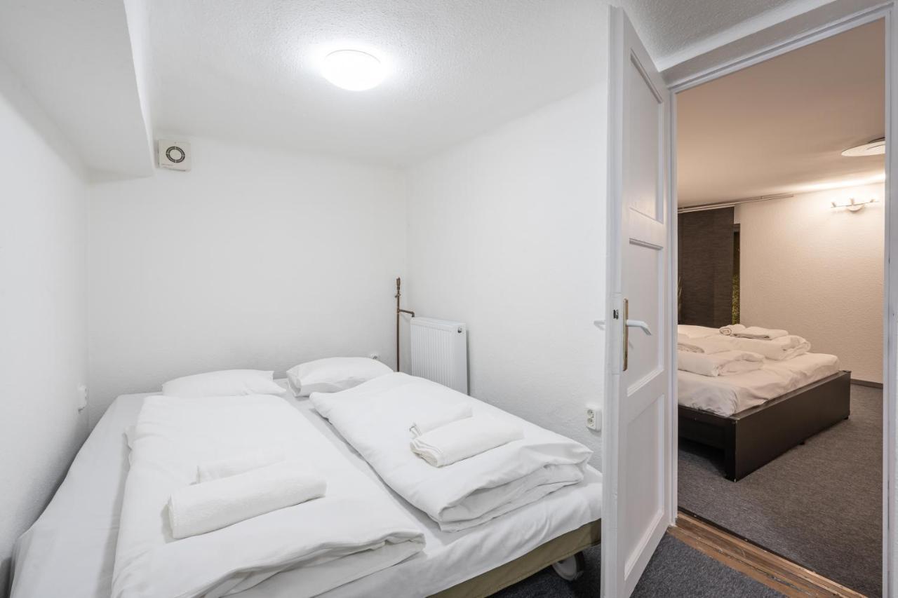 Zensen Nest Apartment Будапеща Екстериор снимка